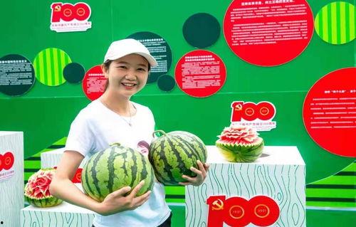 四川水果节免费吃瓜,免费吃瓜狂欢来袭！”  第1张